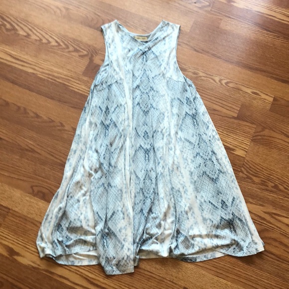 Silence + Noise | Snakeskin Dress | Sz Sm - Picture 3 of 8